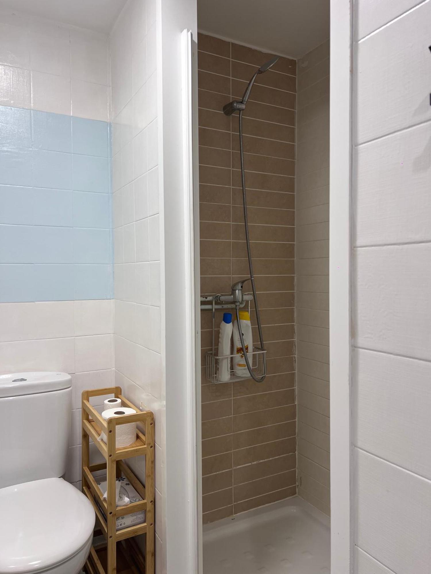 Alojamiento Con Encanto En Planta Superior Ideal Para Trabajo Y Escapadas Familiares En Montserrat Esparraguera Экстерьер фото